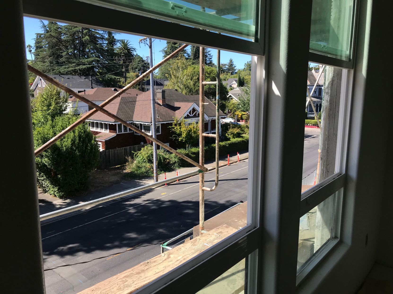 A view onto Third Street from Register Square in downtown Napa.